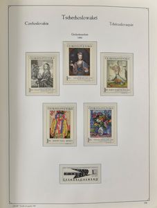 1918/1977 Verzameling in KaBe album 1966/1977 en oudere op losse bladen, zm/m 