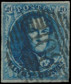 N° 4 