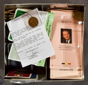 MUNTEN: België (in zakjes per jaar) + herdenkingsmunten en penningen