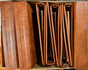 Safe, 8 ringalbums, w.o. 3 met cassette (zonder bladen)