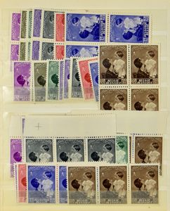 Samenstelling diverse uitgiften 1849/1944  in 2 insteekboeken met dubbels, reeksen en enkele betere waarden, zm/m/ntz