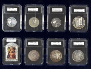 MUNTEN: Andorra, box met 8 munten, nettogewicht zilver: 138gr.