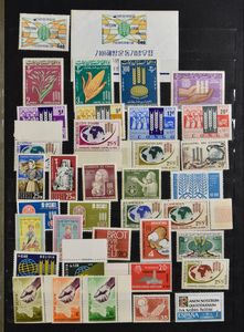 ANTI-HONGER 1963/65, verzameling in klemband met o.a. Engeland fosfor, Commonwealth, zm