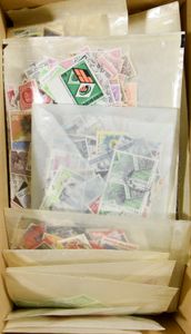 Schoendoos papiervrije zegels, w.o. redelijk wat voor 1940, zm/m/ntz