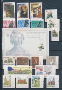 1989 Samenstelling 14 reeksen, 1 blok en 1 boekje, zm (OBP €727,50)
