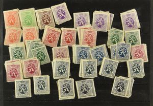 1934/1947 Voorraad van o.a. Heraldieke leeuw en andere kleinere waarden van reeksen zoals N° 394/95, 642, 644, 645, enz., dezelfde zegel meerdere keren postfris/plakker, in insteekmap, zm/m