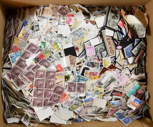 Duizenden afgeweekte zegels, diverse uitgiften en periodes, zm/m/ntz